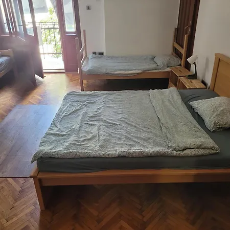 Cozy Place 1 بيت شباب
